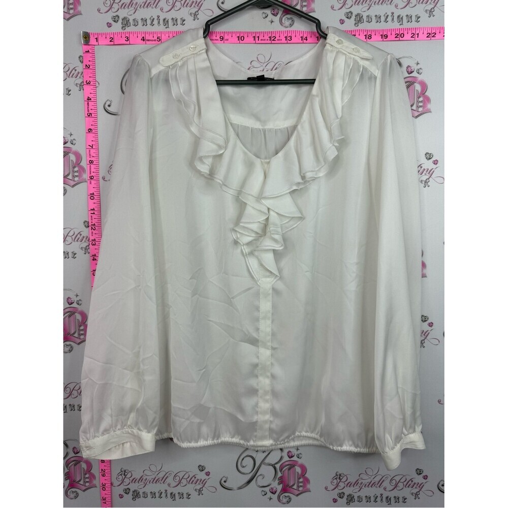 Conrad C blouse Ruffled V-Neck Blouse in White - Women's Elegant Top